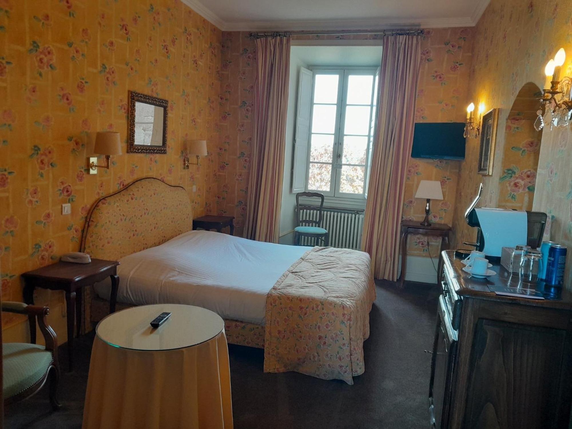 Chateau De Castel Novel Boutique Hotel Varetz Eksteriør bilde