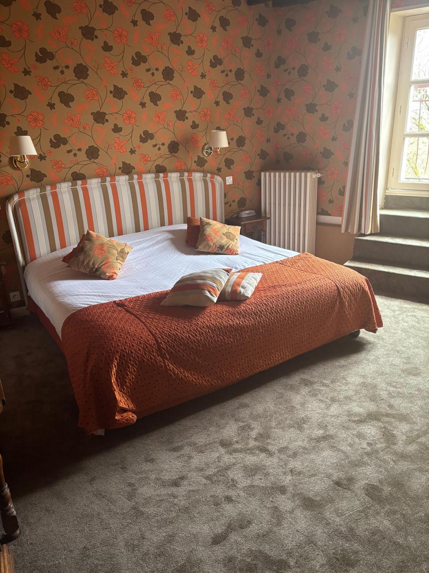 Chateau De Castel Novel Boutique Hotel Varetz Eksteriør bilde